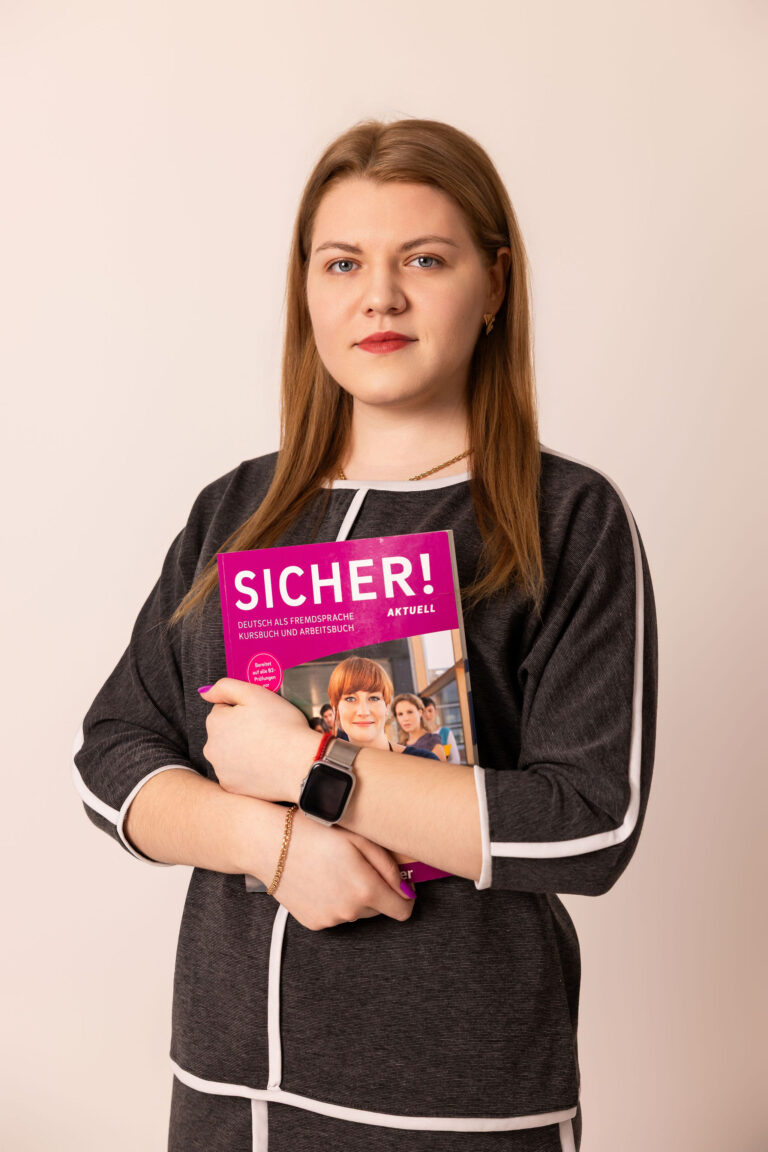 Profesoara de limba germană Iordăchesu Olga predă online la GermanABC